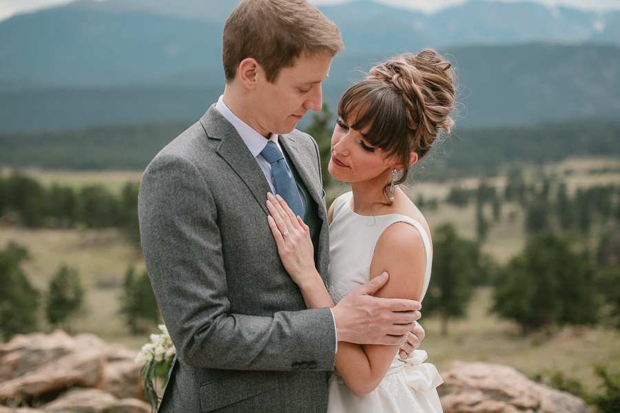 estes park wedding, black canyon inn wedding, first look